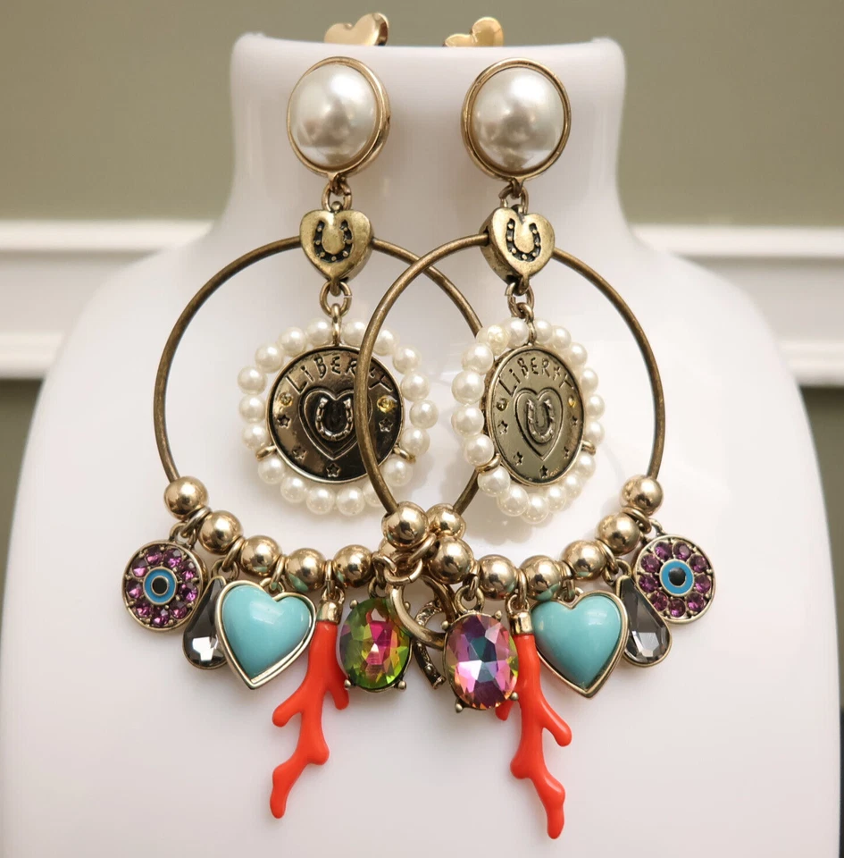 Pendientes Betsey Johnson Lucky Charms aros imitación coral y turquesa dorado Foto 1 de 4