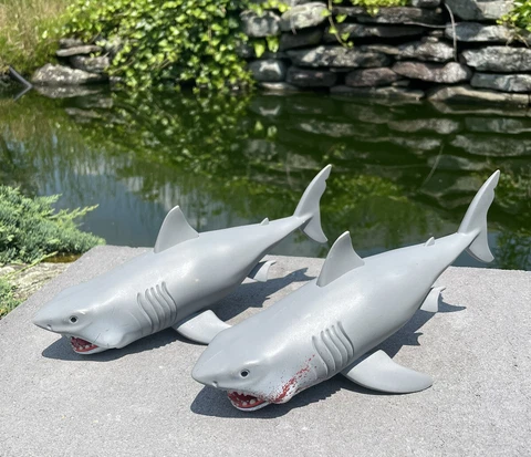 Funko X Super7 JAWS Great White Shark ReAction Figures Comic Con ￼ Exclusive (2) Cover