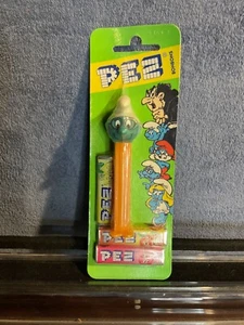 Pez Brainy Smurf, Mint on Euro Smurf Card- #1 - Picture 1 of 2