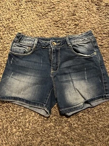 Girl’s Zara Denim Shorts  - Picture 1 of 4
