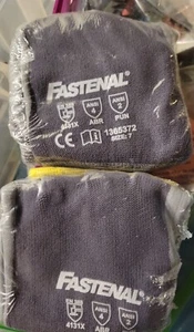 2 Pairs of Fastenal Safety Gear Work Gloves Small - Size 7 NEW - Picture 1 of 2