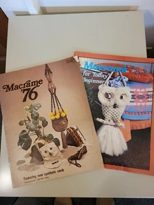 Vintage Makramee 1976, 1978 Pattern Booklets, Lot of 2 - Bild 1 von 4