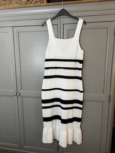 Lipsy Cream Crochet Dress Size 16 BNWT - Picture 1 of 9