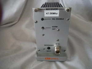 Daniels Electronics Receiver Lo-Band 47.08 MHZ VR-3H045-SWA200 With Two Spares - Zdjęcie 1 z 8