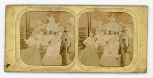 Stereoview Stereoskop Taschentuchkarte ungewöhnliche Morris Tanzszene mit Frauen & Mann - Bild 1 von 2