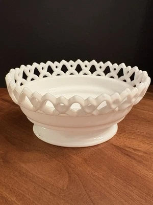 Cuenco de vidrio blanco celosía blanco leche vidrio imperial años 60 7,25" x 6" x 3,5" Foto 1 de 4