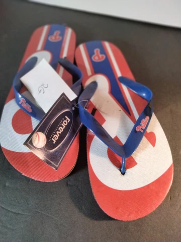 NEW  FOREVER COLLECTIBLES PHILADELPHIA PHILLIES FLIP FLOPS Sz9-10 Cover