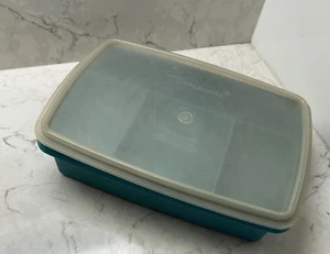 Vintage Tupperware 767-3 Blue Storage Container & Organizer Tackle Box with Lid - Picture 1 of 10