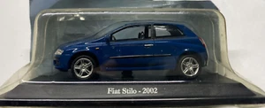 FIAT STILO 2002 Die Cast Hachette 1/43 Blu in Blister - Foto 1 di 2