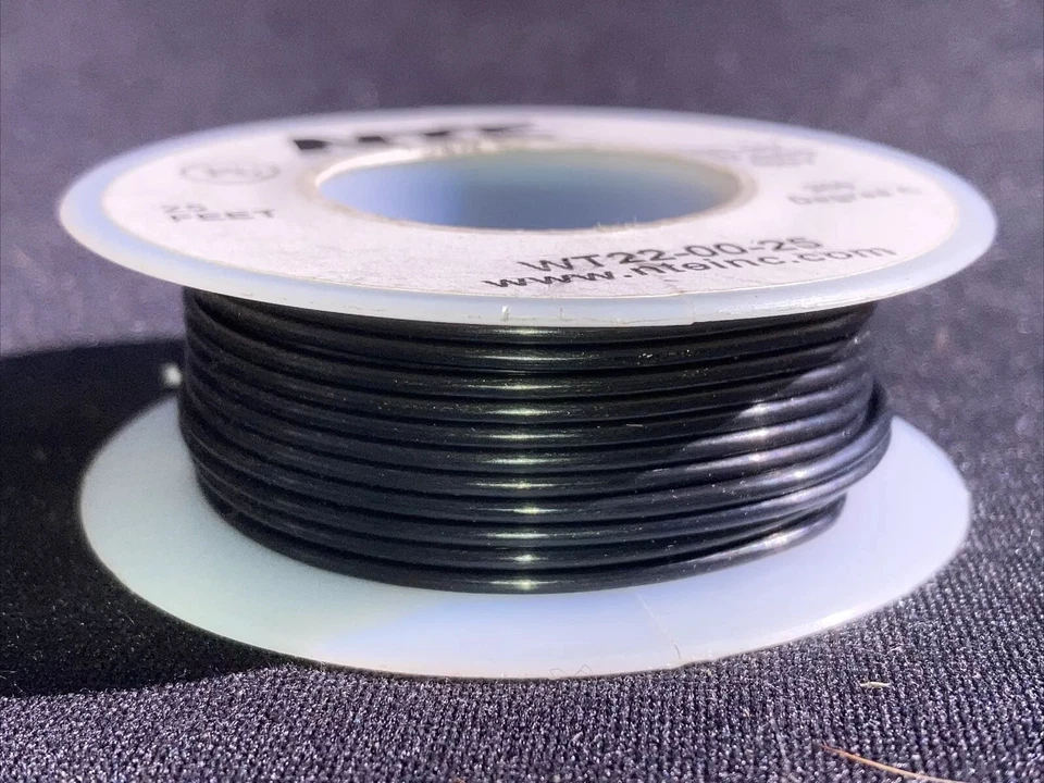 Carretel 22 awg 7 Strand tipo "E" teflon preto MIL-W-16878/4 200°C@600V 25 pés - Imagem 1 de 1