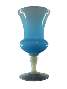 VASE EN VERRE SOUFFLE OPALINE BLEU ET VERRE OPALESCENT VINTAGE FRANCE - Picture 1 of 23