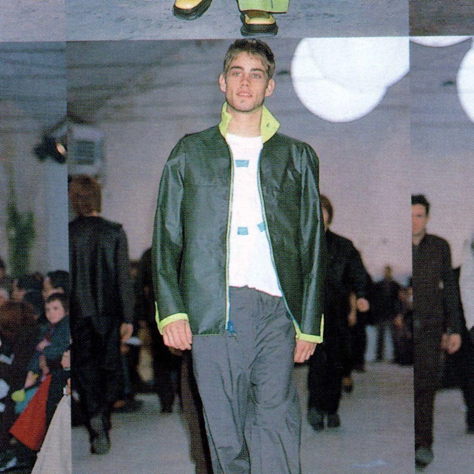 Camiseta masculina gráfica retrátil 2000aw issey miyake azul boa - Imagem 1 de 4