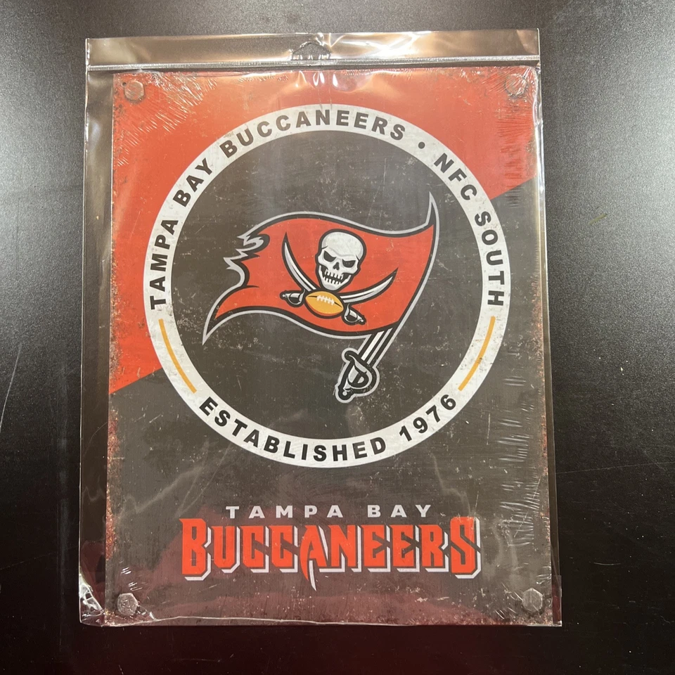 NFL 坦帕湾海盗队 NFC 南部成立 1976 年标志时尚外观 — 第 1/1 张图片