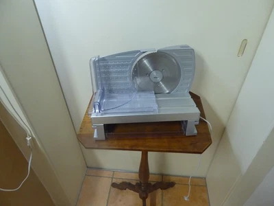 Brotschneidemaschine Küchenschneidemaschine von Silvercrest - Bild 1 von 4