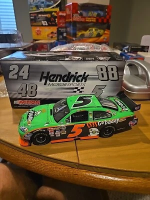 1/24 2010 Mark Martin(Go Daddy)Nascar Diecast Car - Image 1 of 3