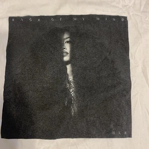 H.E.R. Back Of My Mind T-Shirt Small - Bild 1 von 5