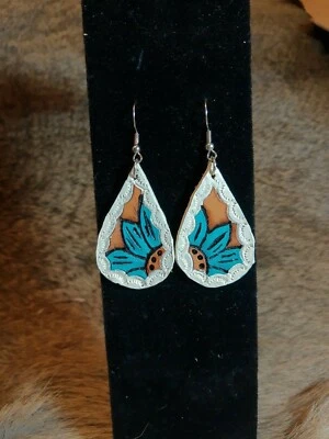 Handmade lightweight leather teardrop earrings - Изображение 1 из 2