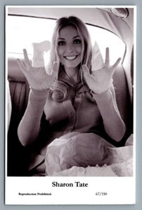 Sharon Tate (C) Swifsure 2 Postales año 2000 impresión moderna 67/150 y 67/151 - Imagen 1 de 3