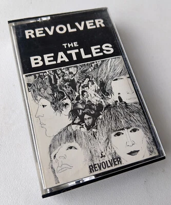 THE BEATLES - REVOLVER (PARLOPHONE TCPCS7009) EARLY 1970s UK CASSETTE TAPE - Image 1 of 4