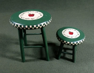 2 TABURETES DE MADERA pintados muebles tamaño muñeca diseño PLANTILLA MANZANA PAÍS Foto 1 de 4