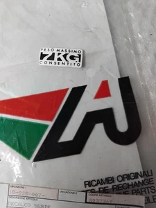 ADESIVO DECALCO ORIGINALE APRILIA AMICO 50 YOUNGER 1996- SERIE AP8237369 - Foto 1 di 3