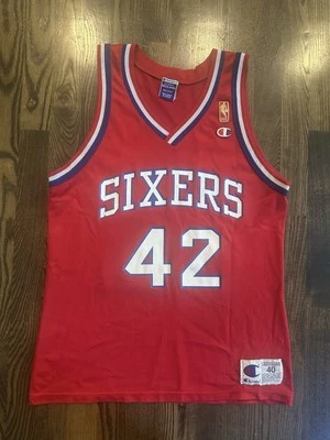 Camiseta deportiva rara Jerry Stackhouse #42 Philadelphia 76ers logotipo dorado campeón talla 40 M Foto 1 de 4