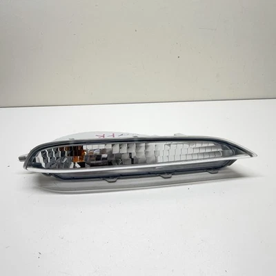 2016-2018 HONDA PILOT Parking Light Turn Signal Lamp Right OEM 33300TG7A11 - Image 1 of 4