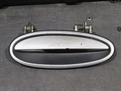 2004-2008 Pontiac Grand Prix OEM passenger side front exterior handle 05 06 07 - Image 1 of 3