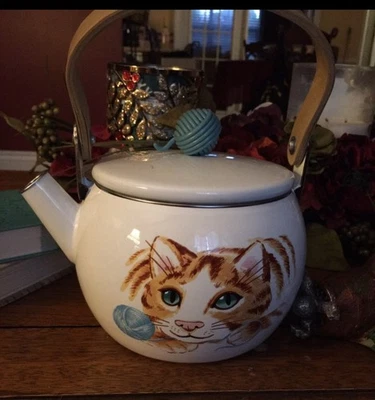 1980s Enamelware Sweet Ginger Cat & Blue Yarn Ball 2 Qt. Teakettle, Martin Leman - Image 1 of 4