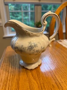 Vintage Johann Haviland Blue Garland Footed Creamer Bavaria Germany Fine China - Picture 1 of 1
