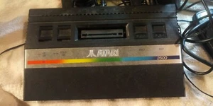 ATARI 2600, CONSOLA, MANDOS, 30 JUEGOS, PAQUETE - Imagen 1 de 11
