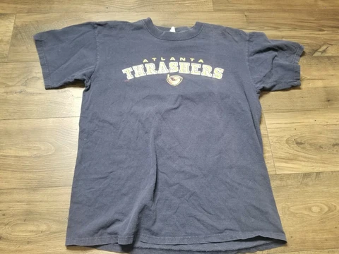 Vintage Majestic Mens L Atlanta Thrashers T-Shirt NHL Hockey A Cover