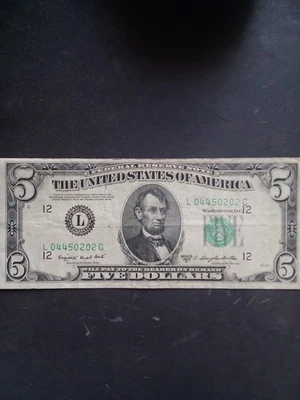 1950 C Series $5 Dollar Bill Federal Reserve Bank Note - Image 1 of 4