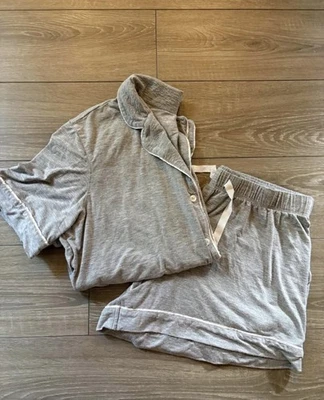 Conjunto de pijama Victoria's Secret roupa de dormir manga curta top e shorts - Feminino tamanho P - Imagem 1 de 2