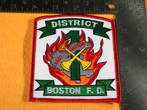 C1-63 BOSTON FIRE DEPARTMENT PATCH - DISTRICT 1 BOSTON FIRE DEPARTMENT  - Bild 1 von 2