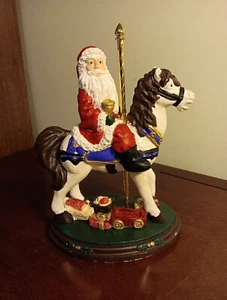 Keramik handbemalt Santa Reiten auf einem Karussell Pferd Weihnachtsgeschenke 9,5" x 7" - Bild 1 von 9