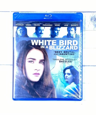 White Bird in a Blizzard  Blu-Ray Cover