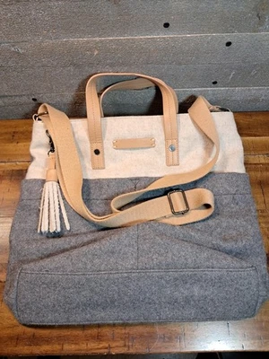 Sherpani Nola Tote* Shoulder Messenger Bag *Purse, Canvas Leather  - Image 1 of 4