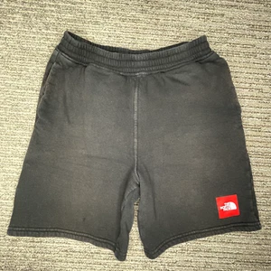 The North Face Size XL Boys Shorts Mid Length Soft Fleece Gym Black - Picture 1 of 13