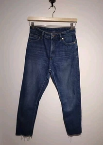 Monki 26W 27L Kimomo High Relaxed Jeans Raw Hems Cropped Tapered Denim Blue - Picture 1 of 8