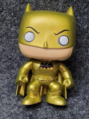 Figura de acción Funko DC Comics Batman dorado cromado 2016 juguete de superhéroe coleccionable Foto 1 de 4
