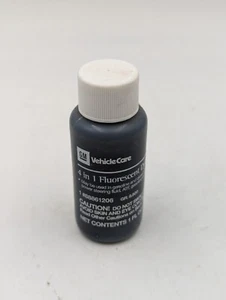 1 oz Bottle GM Vehicle Care 4 in 1 Fluorescent Dye, Part # 88861206 - Picture 1 of 1