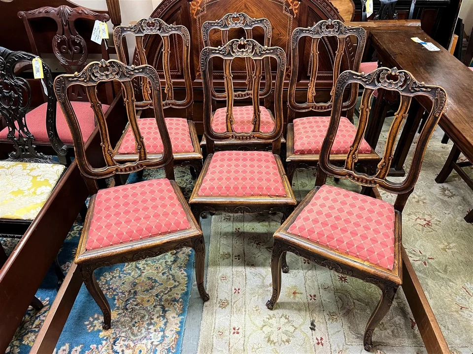 Набор из 6 резных обеденных стульев в стиле Людовика XV с деревянной рамой - Изображение 1 из 4