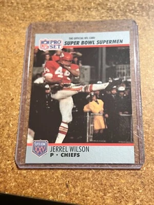 1990 Pro Set Football Super Bowl Supermen # 119 Jerrel Wilson Chiefs - Image 1 of 4