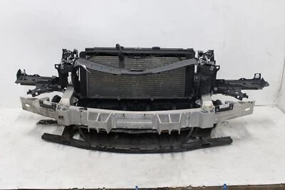 Soporte radiador bmw m6 12 13 14 15 16 17 18 19 Foto 1 de 4