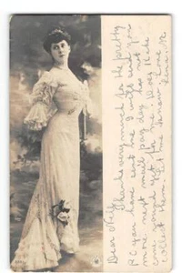 RPPC Mujer eduardiana vestida 1906 Nueva Zelanda sello foto postal antigua - Imagen 1 de 2