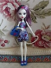 Monster High White Cat Catrine Demew Fashion Doll Cartoon Figure Collection