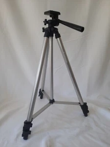 Samsonite Lightweight Photo/Video Tripod Slightly Used Adjustable Height - Picture 1 of 8