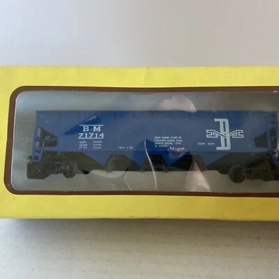 MODEL POWER HO Scale Boston & Maine B&M 40’ Box CAR #71714 Coal - Image 1 of 4