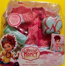 nancy una noche de fiesta de pijamas